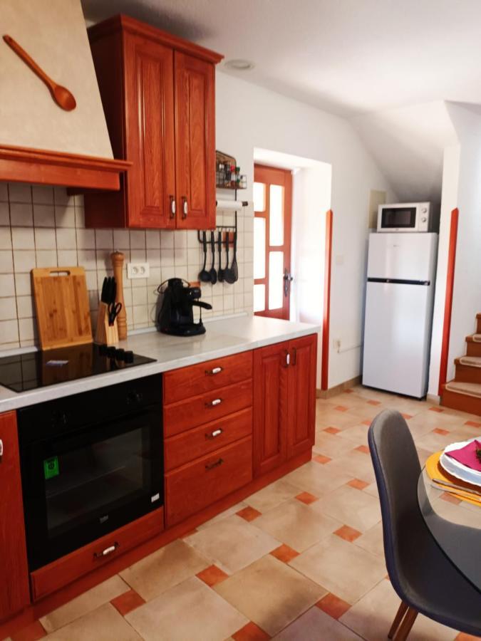 Potpićan Guesthouse Marija מראה חיצוני תמונה