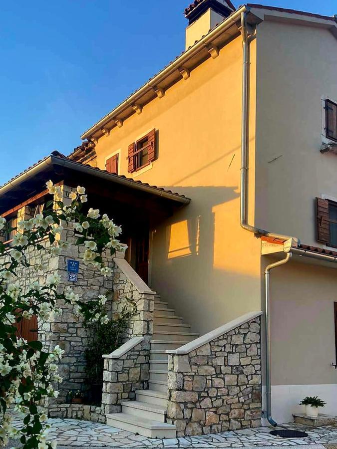 Potpićan Guesthouse Marija מראה חיצוני תמונה