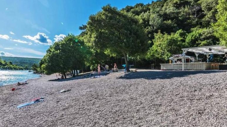 Potpićan Guesthouse Marija מראה חיצוני תמונה